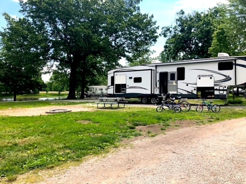 Premium Full Hook-Up Site-5